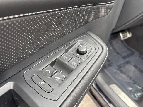 New 2026 Volkswagen Atlas Cross Sport SEL Premium R-Line image 13