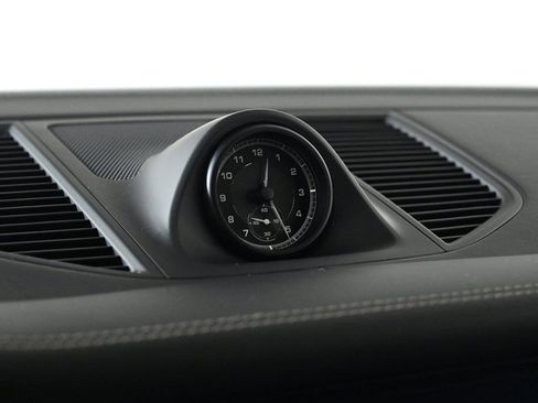 Certified 2024 Porsche Macan image 22