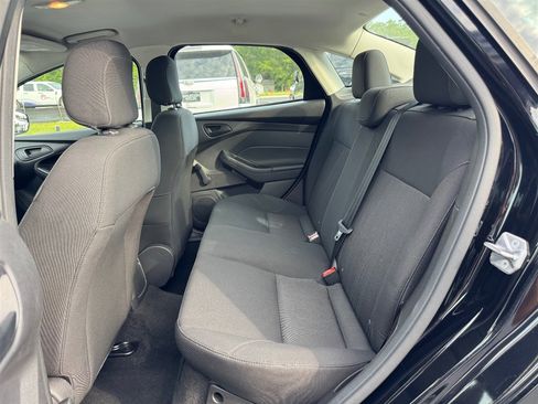 Used 2017 Ford Focus S FWD image 20