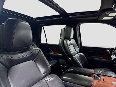 Used 2022 Lincoln Navigator L Reserve image 41