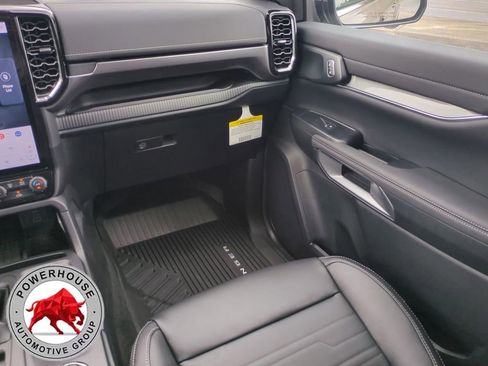 New 2025 Ford Ranger Lariat w/ FX4 Off-Road Package image 18