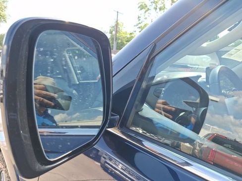 Used 2023 Nissan Armada SL RWD image 13