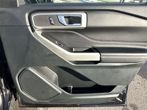 Used 2023 Ford Explorer XLT w/ Equipment Group 202A image 22