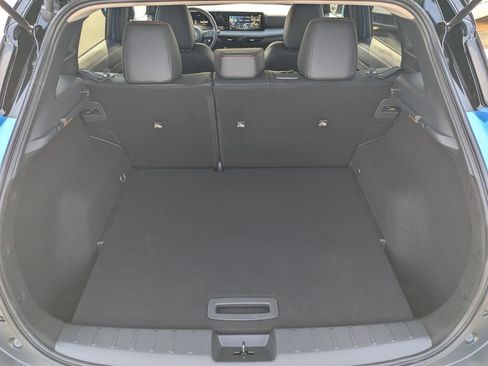 Certified 2025 Nissan Kicks SR FWD image 16