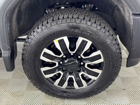 New 2026 GMC Sierra 2500 Denali Ultimate image 12