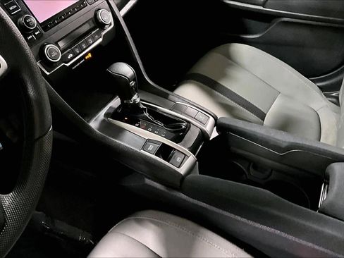 Used 2020 Honda Civic LX image 17