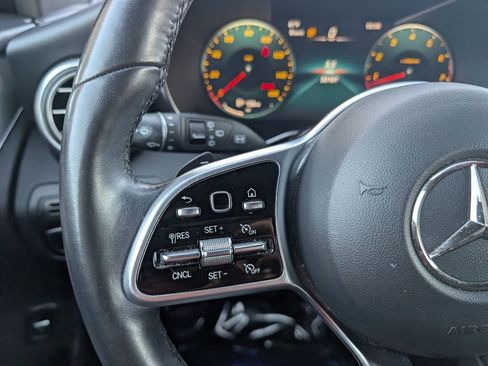 Used 2022 Mercedes-Benz GLC 300 4MATIC image 22