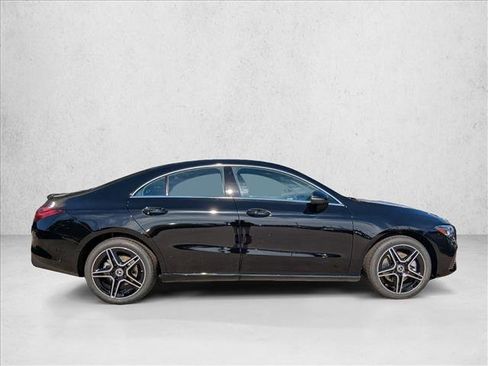 Used 2026 Mercedes-Benz CLA 250 image 4