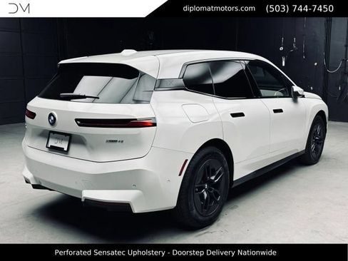Used 2026 BMW iX xDrive45 AWD/4WD image 7
