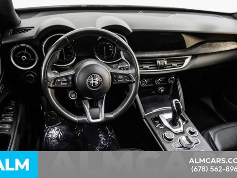Used 2022 Alfa Romeo Stelvio Sprint image 25