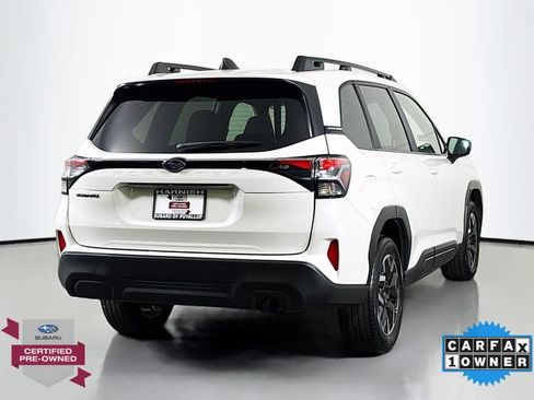 Used 2025 Subaru Forester Premium AWD/4WD image 7