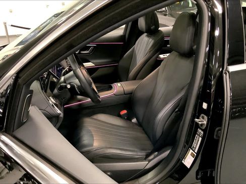 Used 2025 Mercedes-Benz E 450 4MATIC All-Terrain Wagon image 8