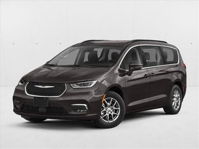 Used 2023 Chrysler Pacifica Touring-L