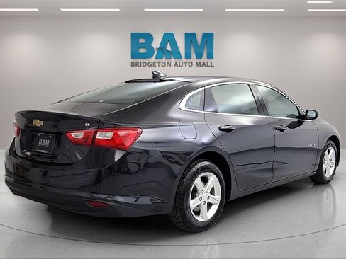 Used 2023 Chevrolet Malibu LT image 15