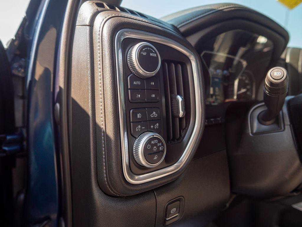 Used 2020 GMC Sierra 2500 Denali w/ Denali Ultimate Package AWD/4WD image 21