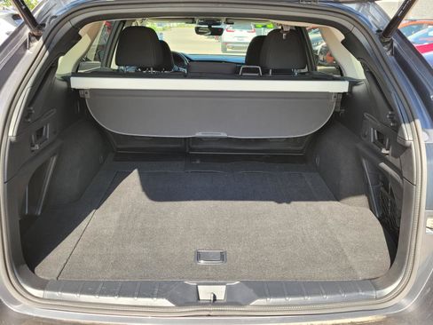 Certified 2024 Subaru Outback Premium w/ Popular Package #1A AWD/4WD image 19