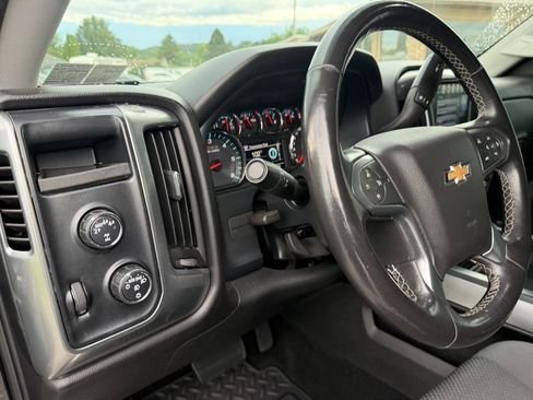 Used 2017 Chevrolet Silverado 1500 LT w/ All Star Edition AWD/4WD image 19