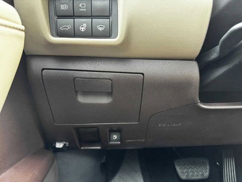 Used 2021 Toyota Highlander Platinum image 21