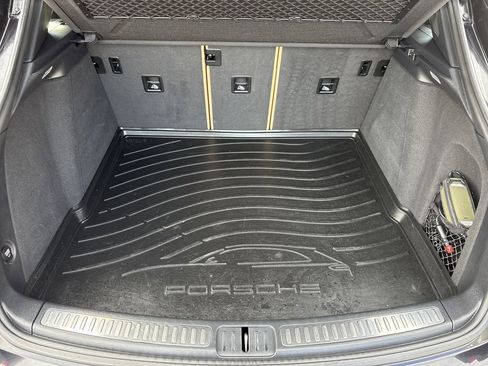 Used 2016 Porsche Macan S image 28