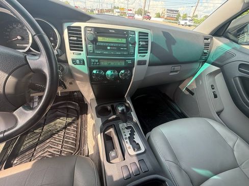 Used 2008 Toyota 4Runner SR5 RWD image 15