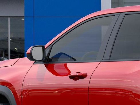 New 2026 Chevrolet Equinox LT image 36