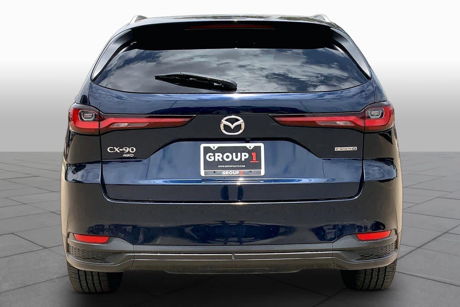 Used 2024 MAZDA CX-90 3.3 Turbo w/ Preferred Plus AWD/4WD image 4