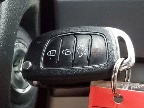 Used 2019 Hyundai Sonata SE image 35