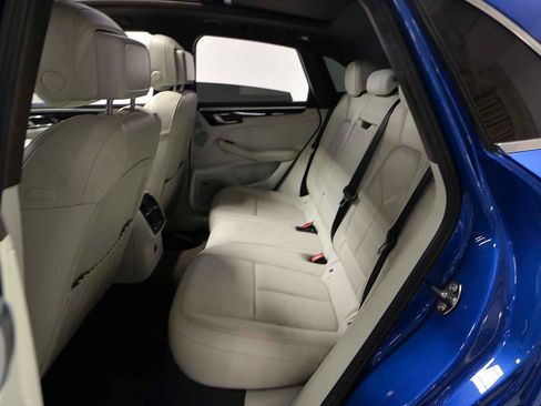 Used 2020 Porsche Macan S image 11