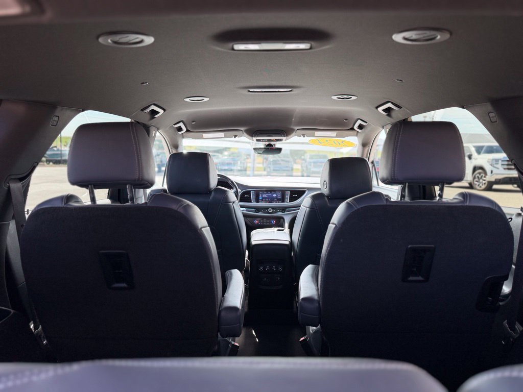 Used 2024 Buick Enclave Premium FWD image 7