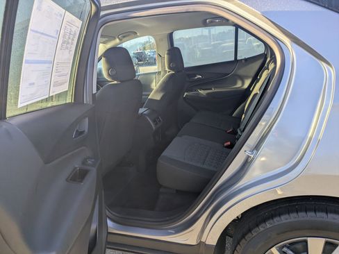 Used 2024 Chevrolet Equinox LT image 27