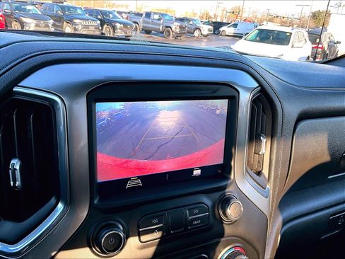 Used 2021 Chevrolet Silverado 1500 RST image 18