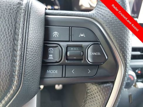 Used 2025 Toyota Tacoma TRD Sport w/ TRD Sport Upgrade Package AWD/4WD image 33