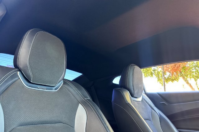 Used 2019 Chevrolet Camaro SS RWD image 17