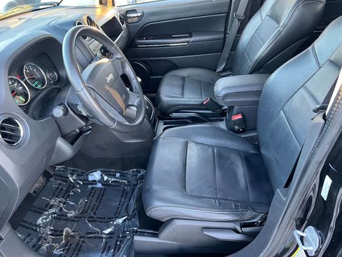 Used 2009 Jeep Compass Limited w/ Sun/Sound Group image 20