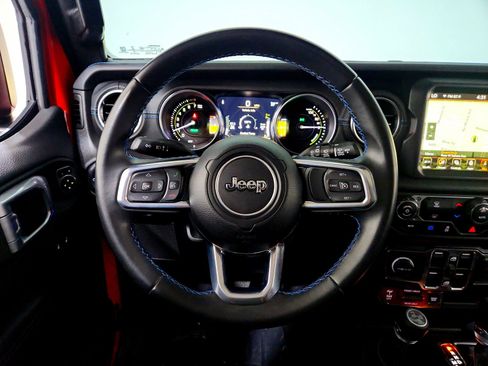 Used 2022 Jeep Wrangler Unlimited Rubicon 4xe image 29