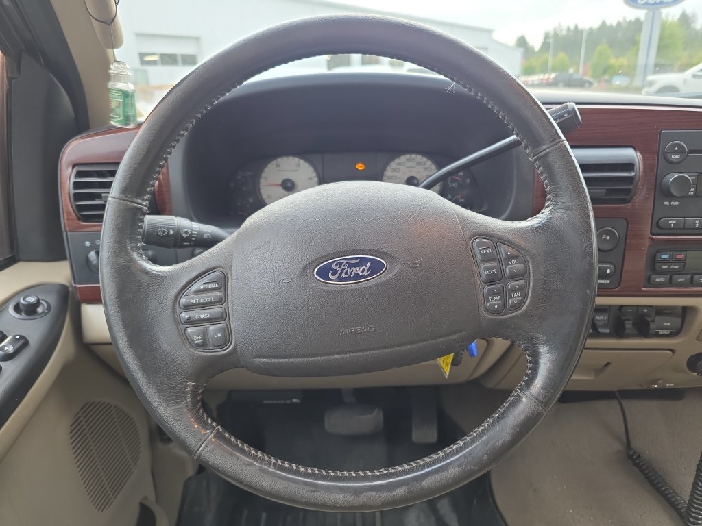 Used 2006 Ford F350 Lariat AWD/4WD image 18