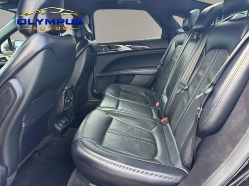 Used 2018 Lincoln MKZ Reserve w/ Climate Package FWD image 13