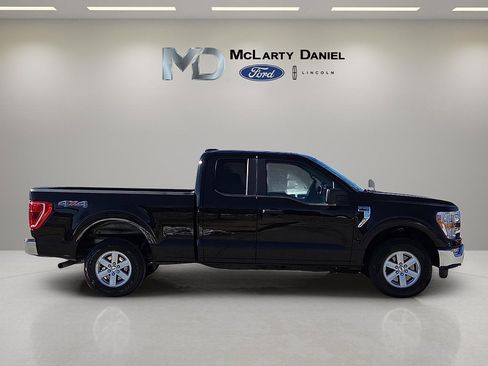 Certified 2022 Ford F150 XLT image 6