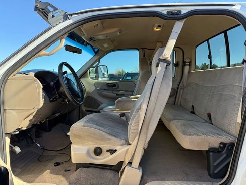 Used 2000 Ford F150 XLT image 20