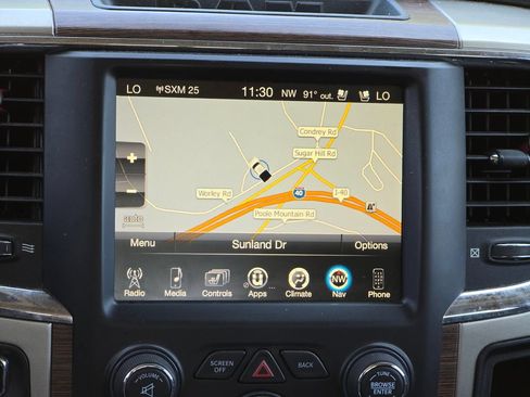 Used 2015 RAM 1500 Laramie w/ Convenience Group RWD image 8