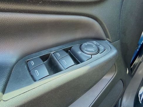 Used 2022 Chevrolet Equinox LT AWD/4WD image 6