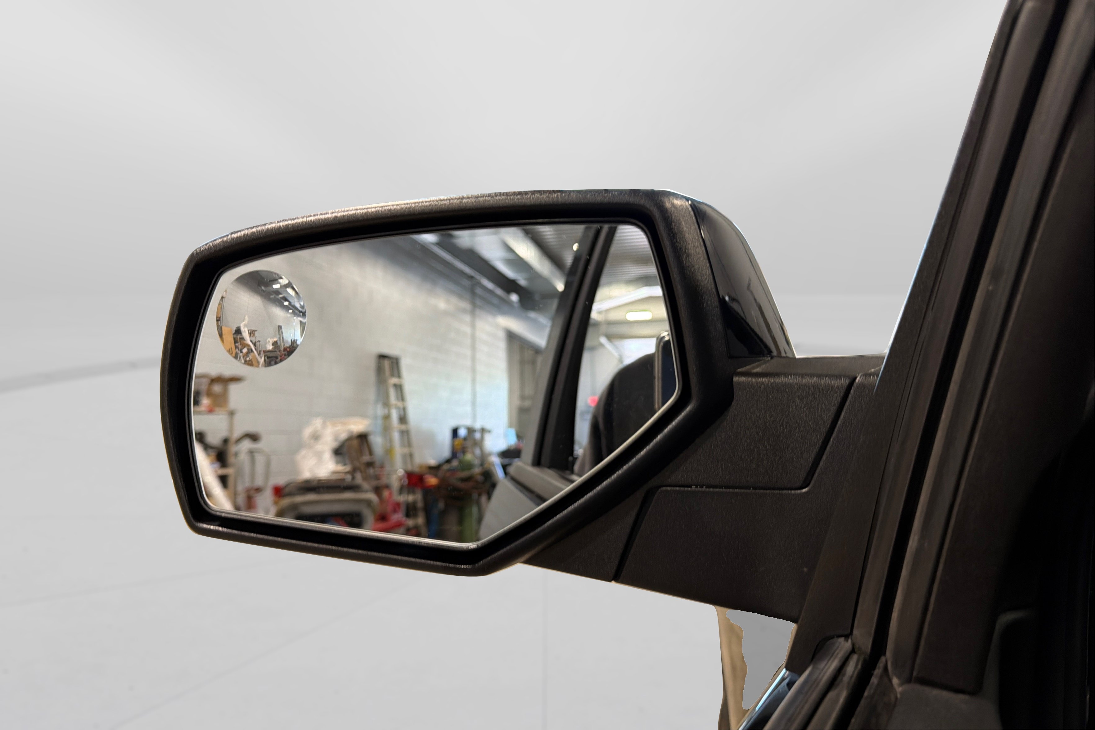 Used 2018 Chevrolet Silverado 1500 LT w/ All Star Edition AWD/4WD image 14