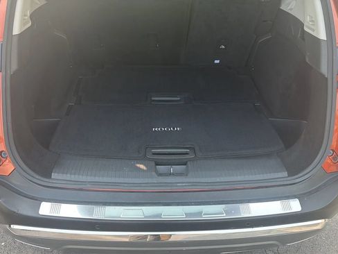 Used 2021 Nissan Rogue Platinum FWD image 31