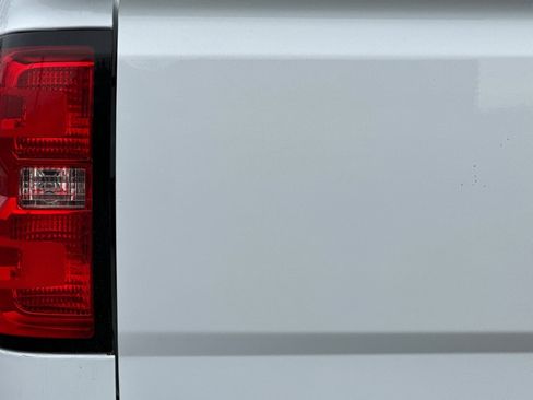 Used 2018 Chevrolet Silverado 1500 Custom w/ Custom Convenience Package image 43