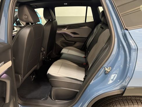 New 2026 Volkswagen Tiguan SE R-Line AWD/4WD image 22