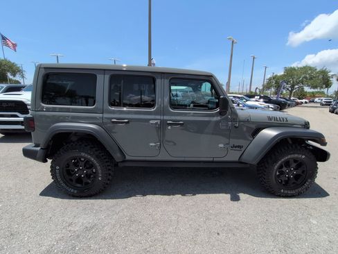 Used 2022 Jeep Wrangler Unlimited Sport AWD/4WD image 4