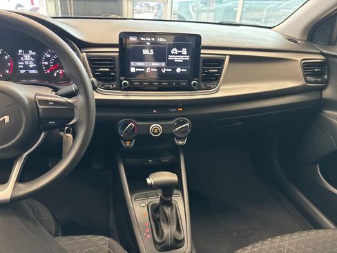 Used 2022 Kia Rio LX image 21