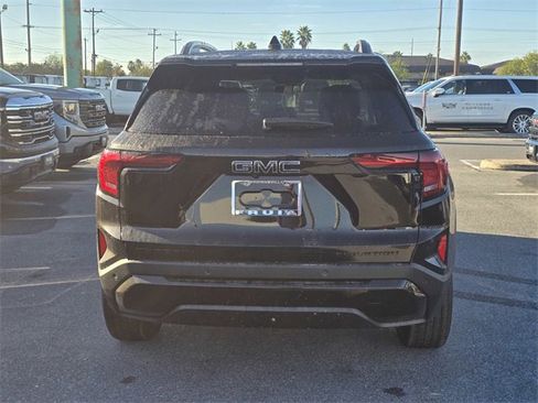 New 2026 GMC Acadia Denali image 6