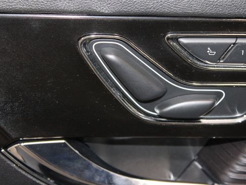 Used 2022 Lincoln Corsair AWD w/ Equipment Group 101A image 22