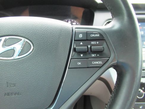 Used 2016 Hyundai Sonata Sport w/ Option Group 1V FWD image 25